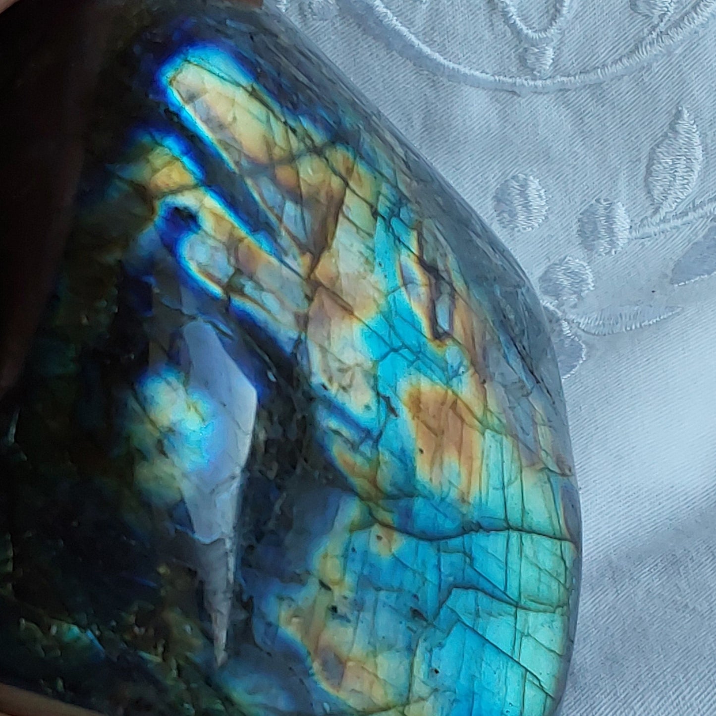 Labradorite forme libre