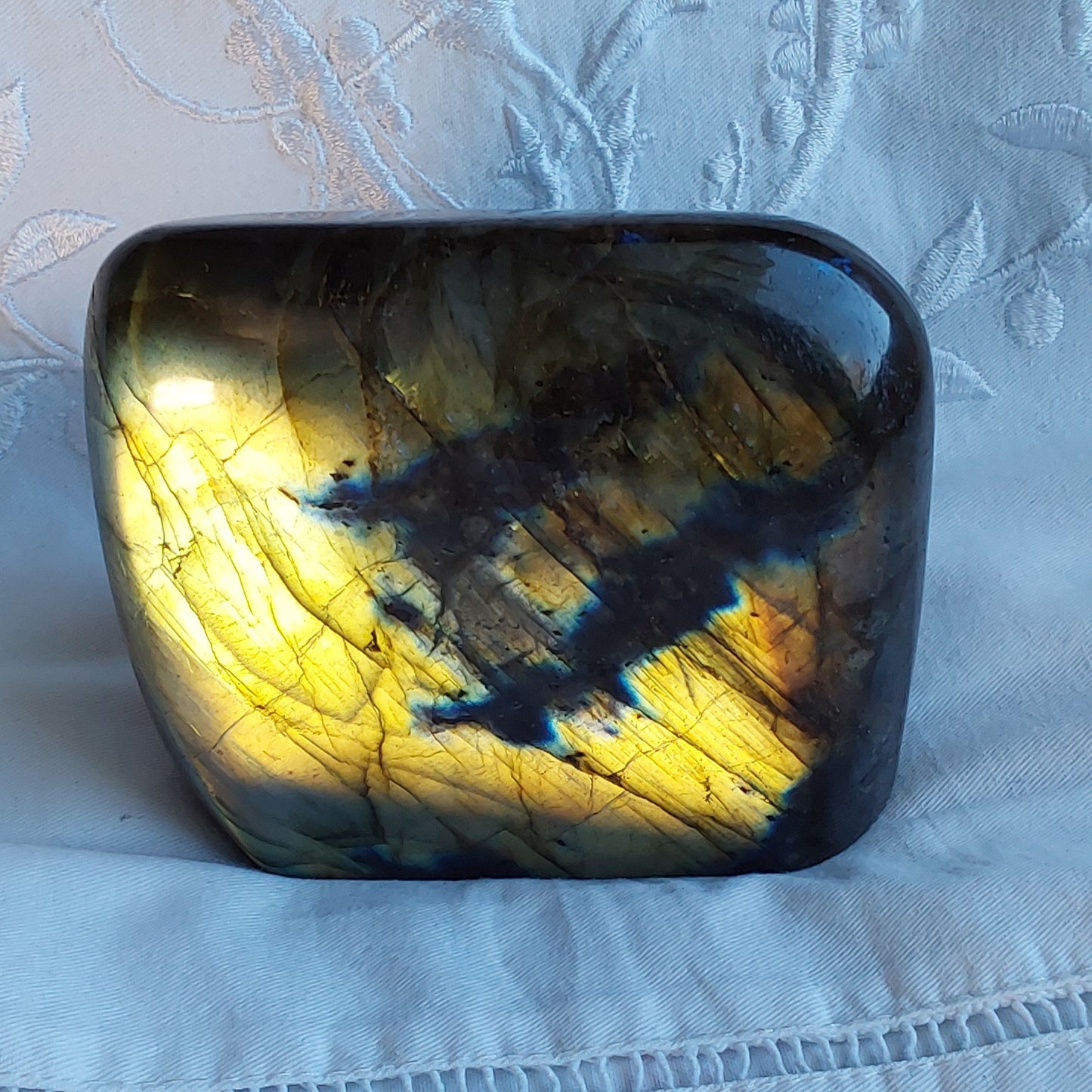 Labradorite forme libre