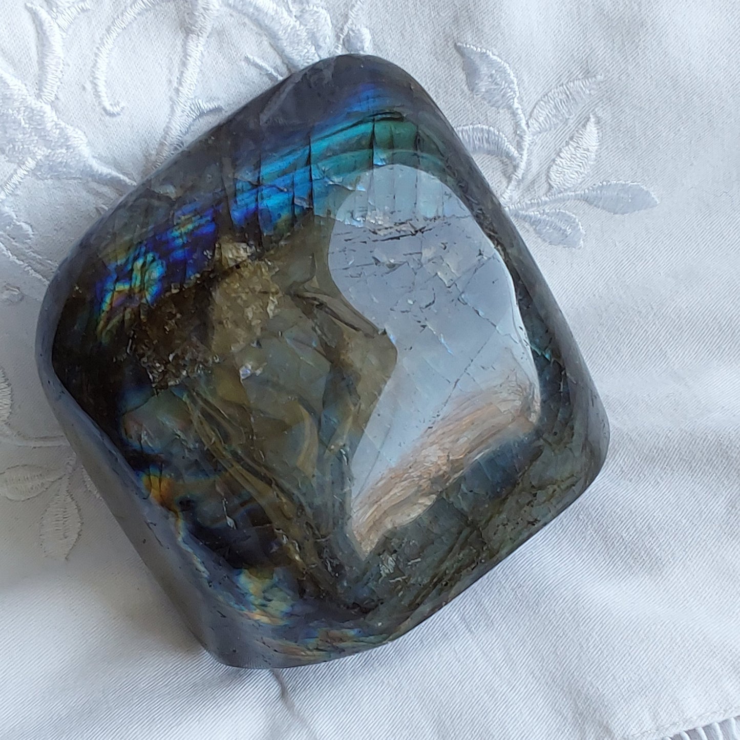 Labradorite forme libre