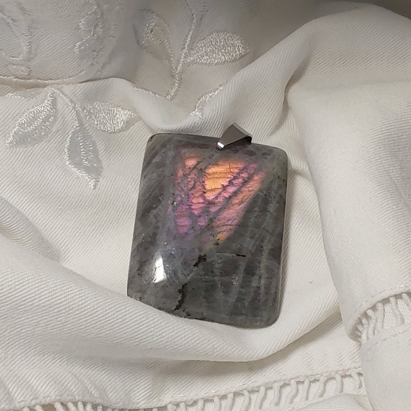 Pendentif Labradorite Violette