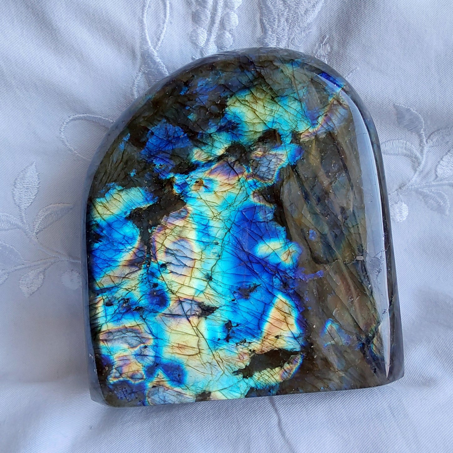 Labradorite forme libre