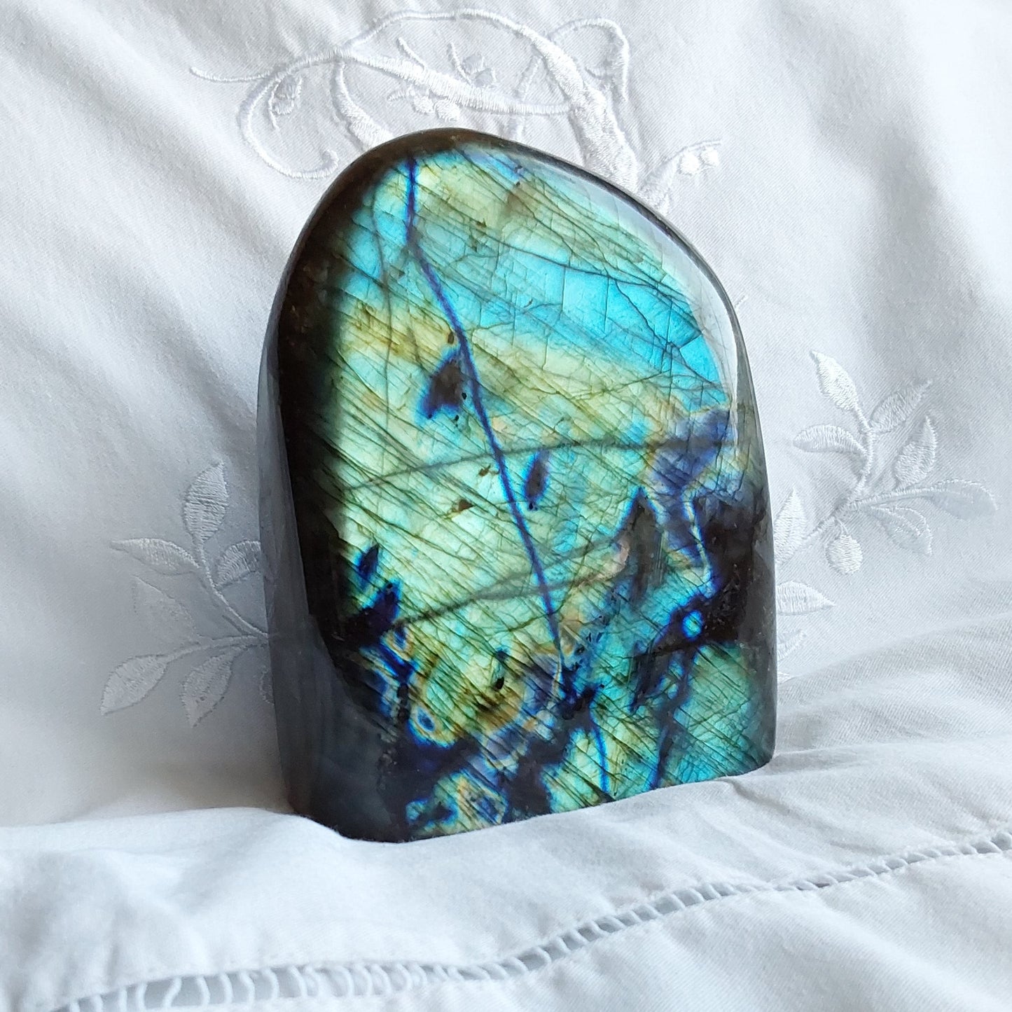 Labradorite forme libre