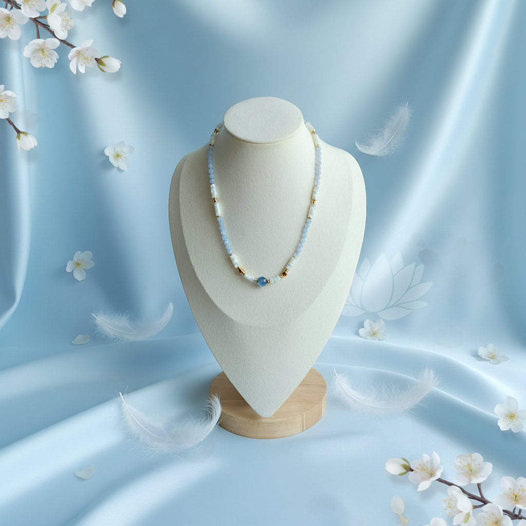 Collier Calcédoine Bleue