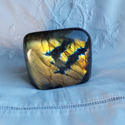 Labradorite forme libre